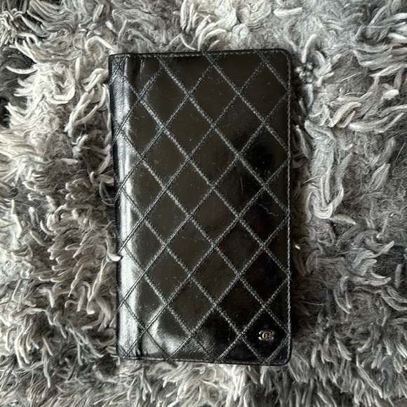 Chanel Wallet Black quilted lambskjn bi fold wallet - Picture 1 of 6